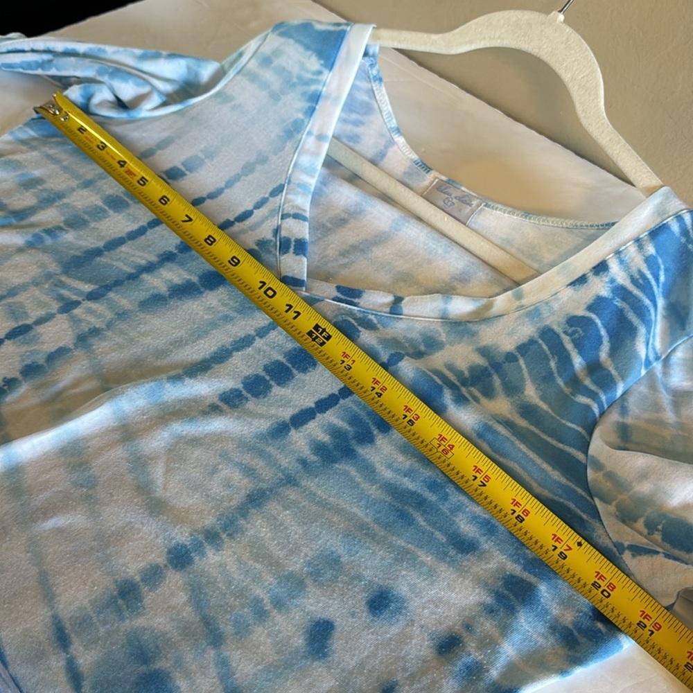 Bleu Clair Women’s Blue & white Print Swim Coverup/Tunic- Size Large - Picture 10 of 11